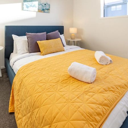 Urban Park Escape 2 Bed 2 Bath W/Carpark Lägenhet Christchurch Exteriör bild